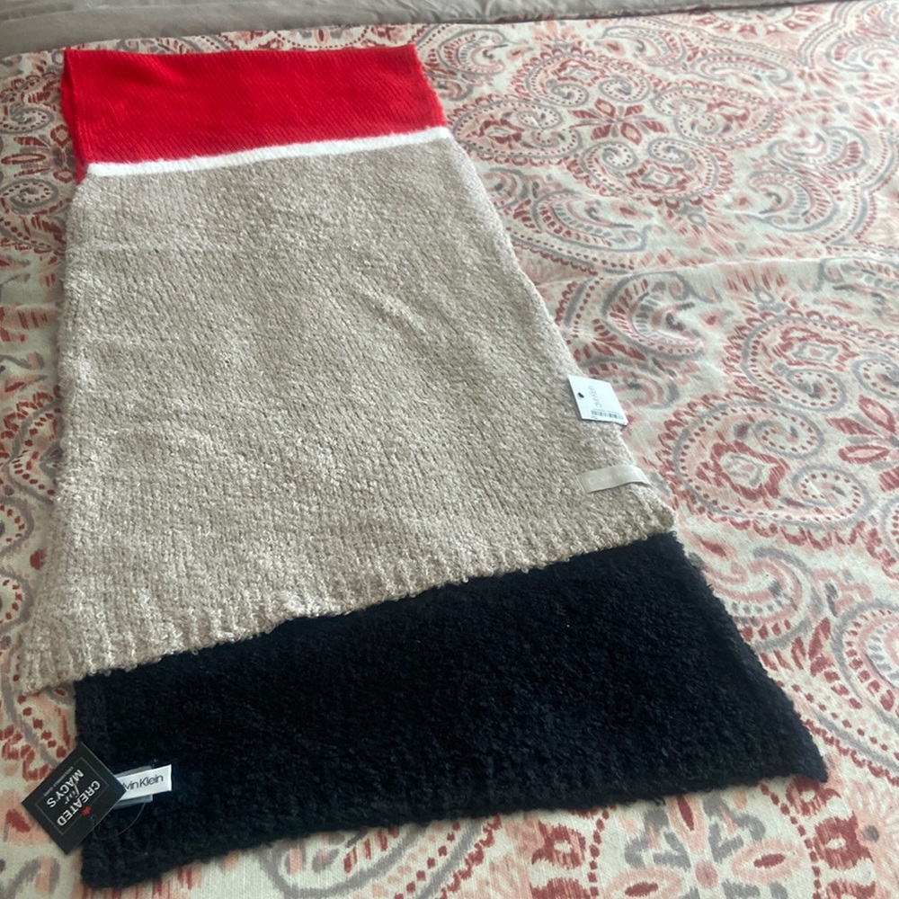 New Women’s Calvin Klein Wide , Long Scarf